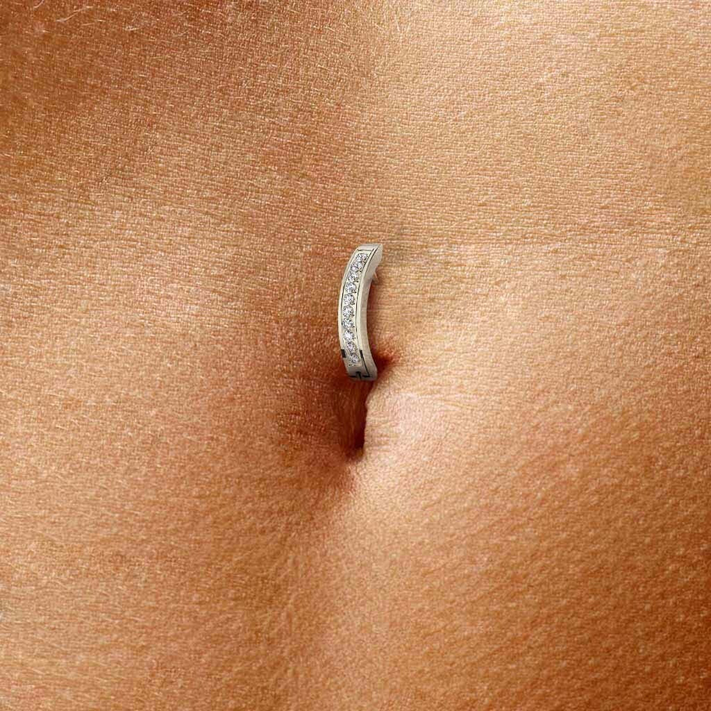Bauchnabelpiercing Ring aus Titan mit Kristallen